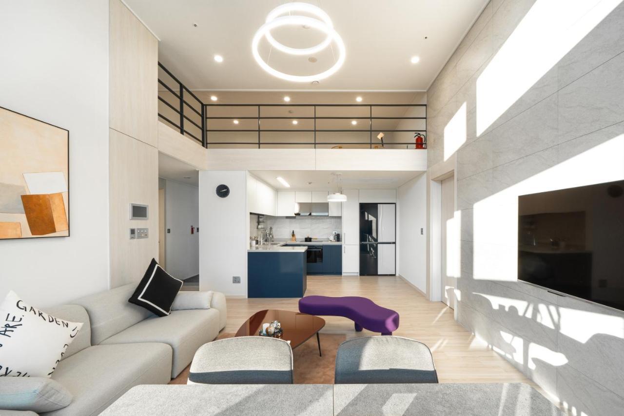 Le Collective Yeosu Apartment Exterior foto